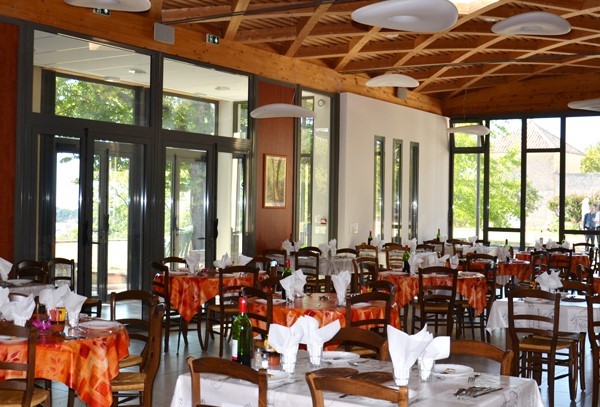 DSC_1943-salle-restaurant-sg-300x300